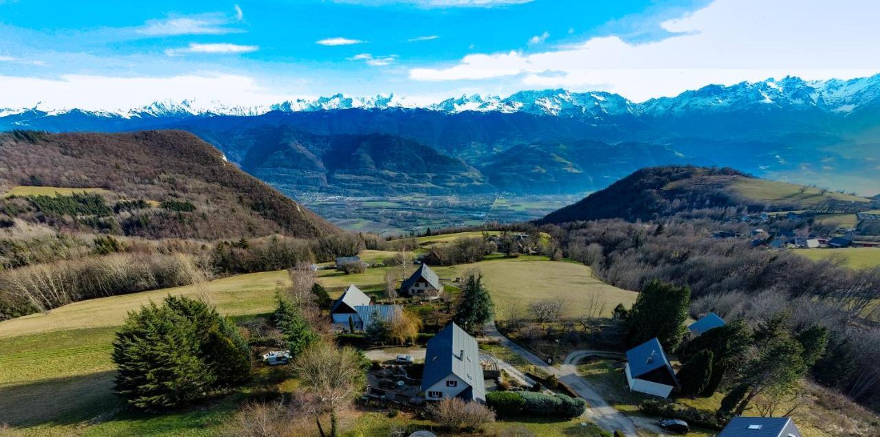 Maison Familiale En Montagne Avec Vue Merveilleuse Sur Le Massif De Belledonne Saint-Bernard  ภายนอก รูปภาพ